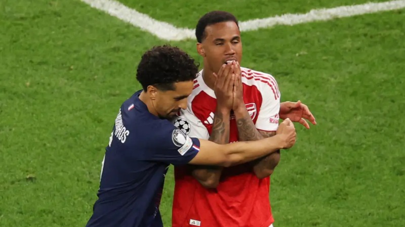 ទឹកចិត្តប្រធានក្រុម! Marquinhos ចេញមុខលួងលោម Gabriel Magalhaes ក្រោយខកចិត្តខ្លាំងក្នុងវគ្គផ្តាច់ព្រ័ត្រ Champions League!